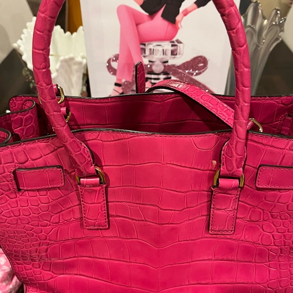 Michael Kors Fuchsia Crocodile Embossed Bag - Picture 4 of 4